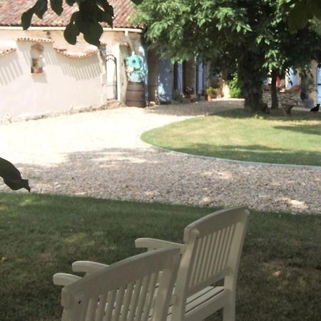 Bed and Breakfast La Rocheraie Chambre d'hôte à Sainte-Eulalie-d'Eymet Extérieur photo