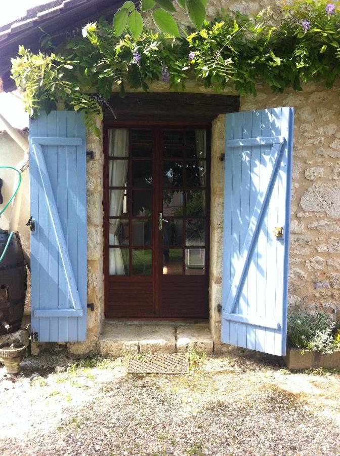 Bed and Breakfast La Rocheraie Chambre d'hôte à Sainte-Eulalie-d'Eymet Extérieur photo